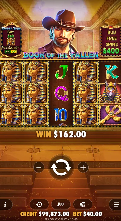 John Hunter expanding across three reels during free spins bonus round